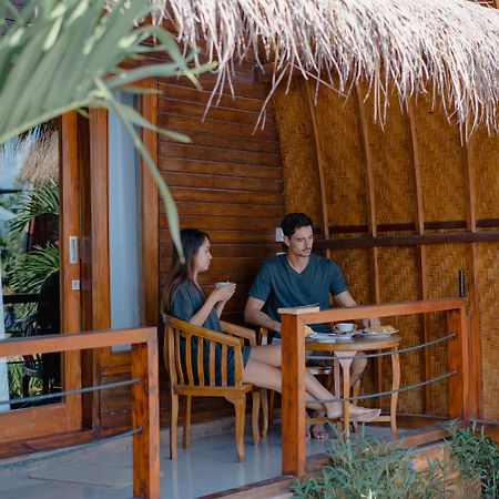 Sundi Ocean Bungalow By Abm Toyapakeh Buitenkant foto